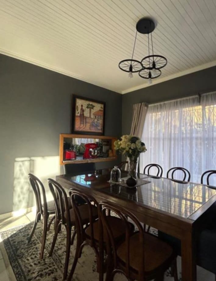 4 Bedroom Property for Sale in Hillcrest Northern Cape